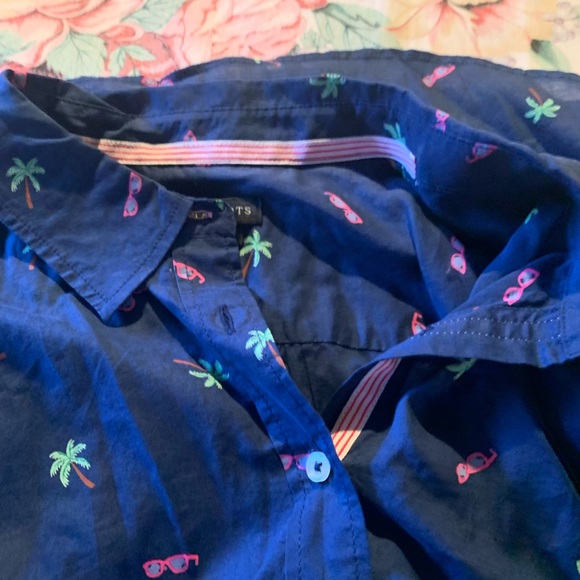 Talbots Women’s Navy Long Sleeves with Tropical Theme Blouse Size Large - Picture 6 of 7